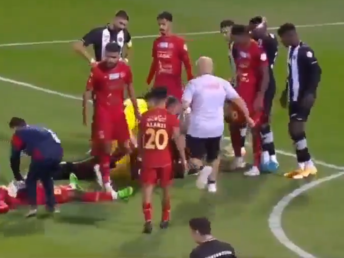 Florin Niță a salvat un adversar prăbușit pe gazon în Arabia Saudită » Nu a așteptat intervenția echipei medicale și a acordat primul ajutor