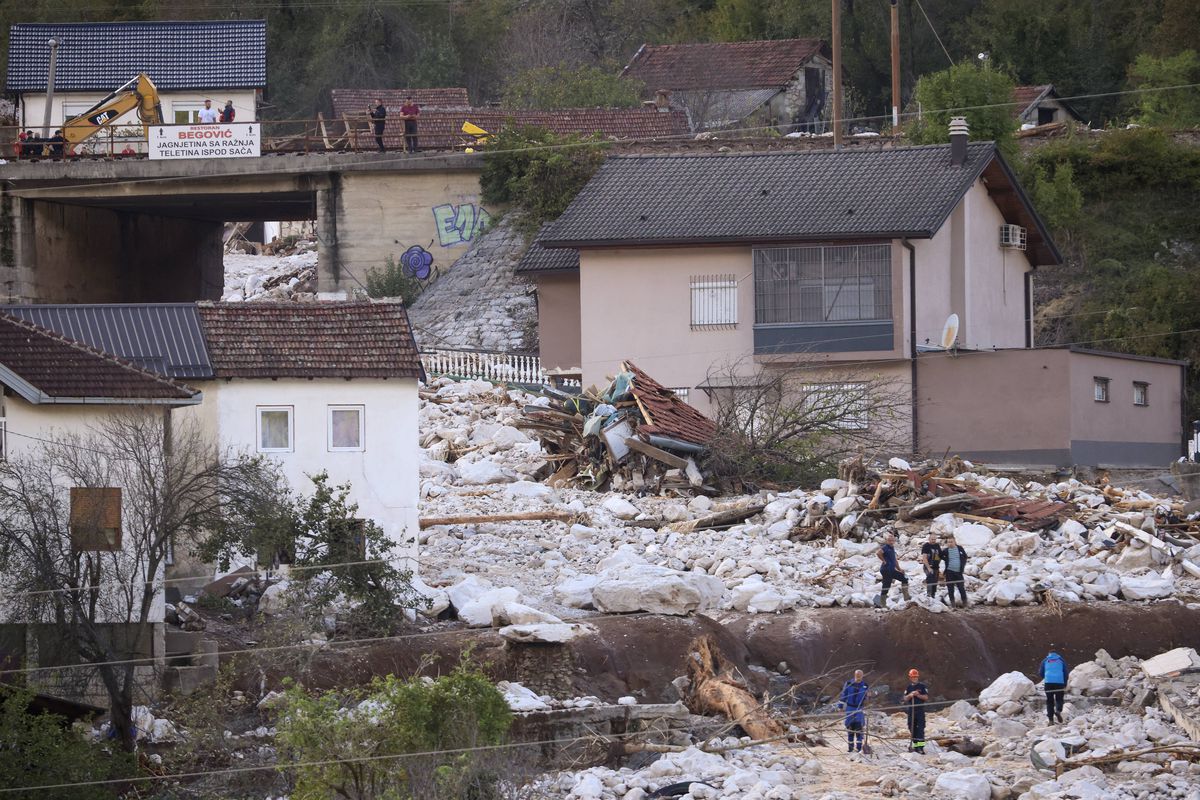 Inundații și alunecări de teren în Bosnia