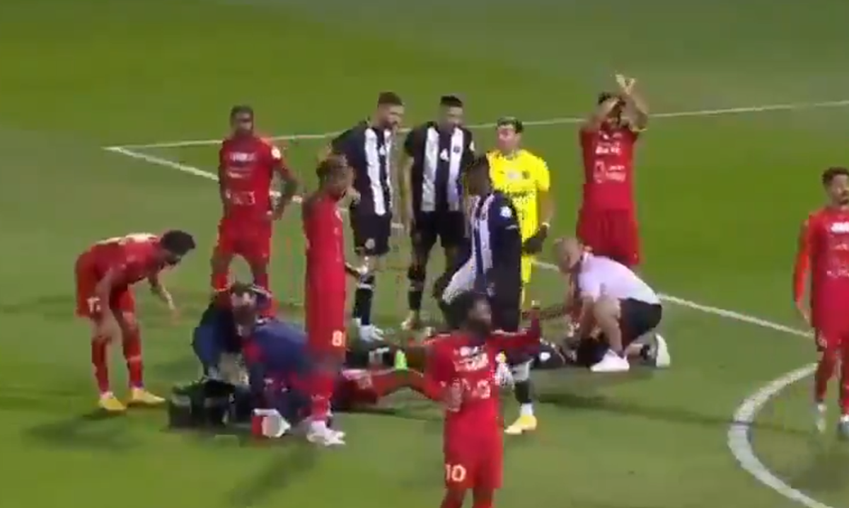 Florin Niță a salvat un adversar prăbușit pe gazon în Arabia Saudită » Nu a așteptat intervenția echipei medicale și a acordat primul ajutor