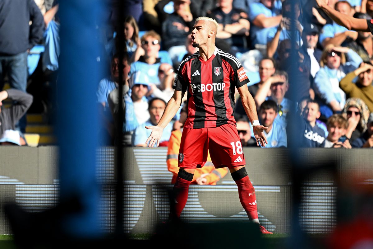 Imagini senzaționale cu Pep Guardiola după victoria cu Fulham » Antrenorul lui Manchester City a început să antreneze și adversarii