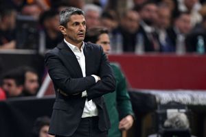 Fanii lui PAOK au „erupt” după eșecul cu FCSB: „Lucescu, să îți fie rușine, doar pleacă”