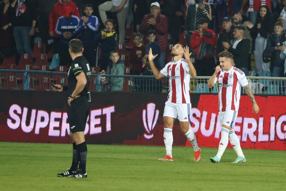 Oțelul - Universitatea Craiova, duel tare în etapa a 12-a din Superligă. FOTO: Ionuț Iordache & Andrei Furnigă(GSP)