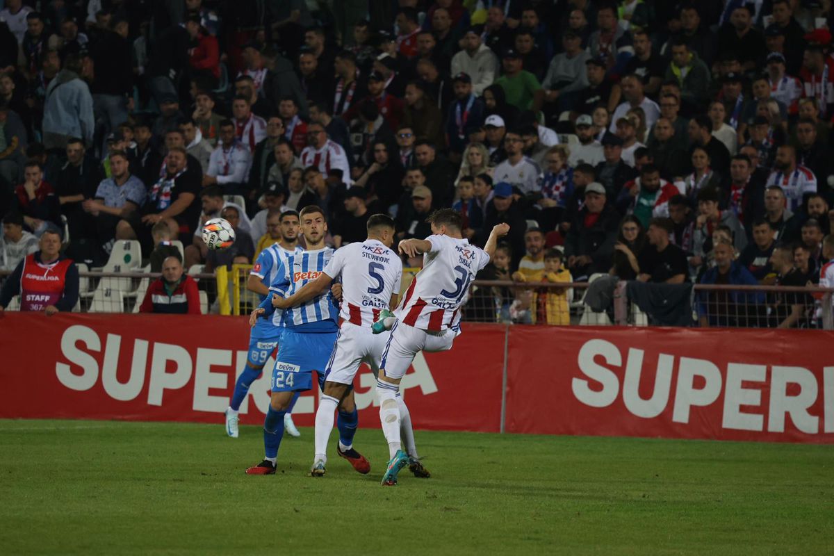 Oțelul - Universitatea Craiova, duel tare în etapa a 12-a din Superligă. FOTO: Ionuț Iordache & Andrei Furnigă(GSP)