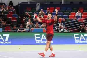 Novak Djokovic, primul pas spre titlul cu numărul 100! » Fostul lider mondial s-a calificat în turul al treilea la Shanghai