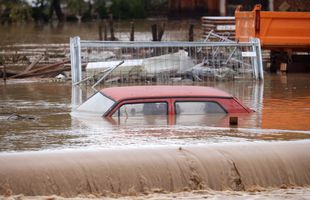 Cutremurător! O țară din Europa, în stare de catastrofă naturală după inundații » Au murit cel puțin 16 oameni, iar Federația de Fotbal a amânat competițiile