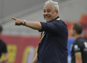 Șumudică l-a prins „în flagrant” pe jucătorul lui, în hotel: „Bă, ce faci cu alea?!”