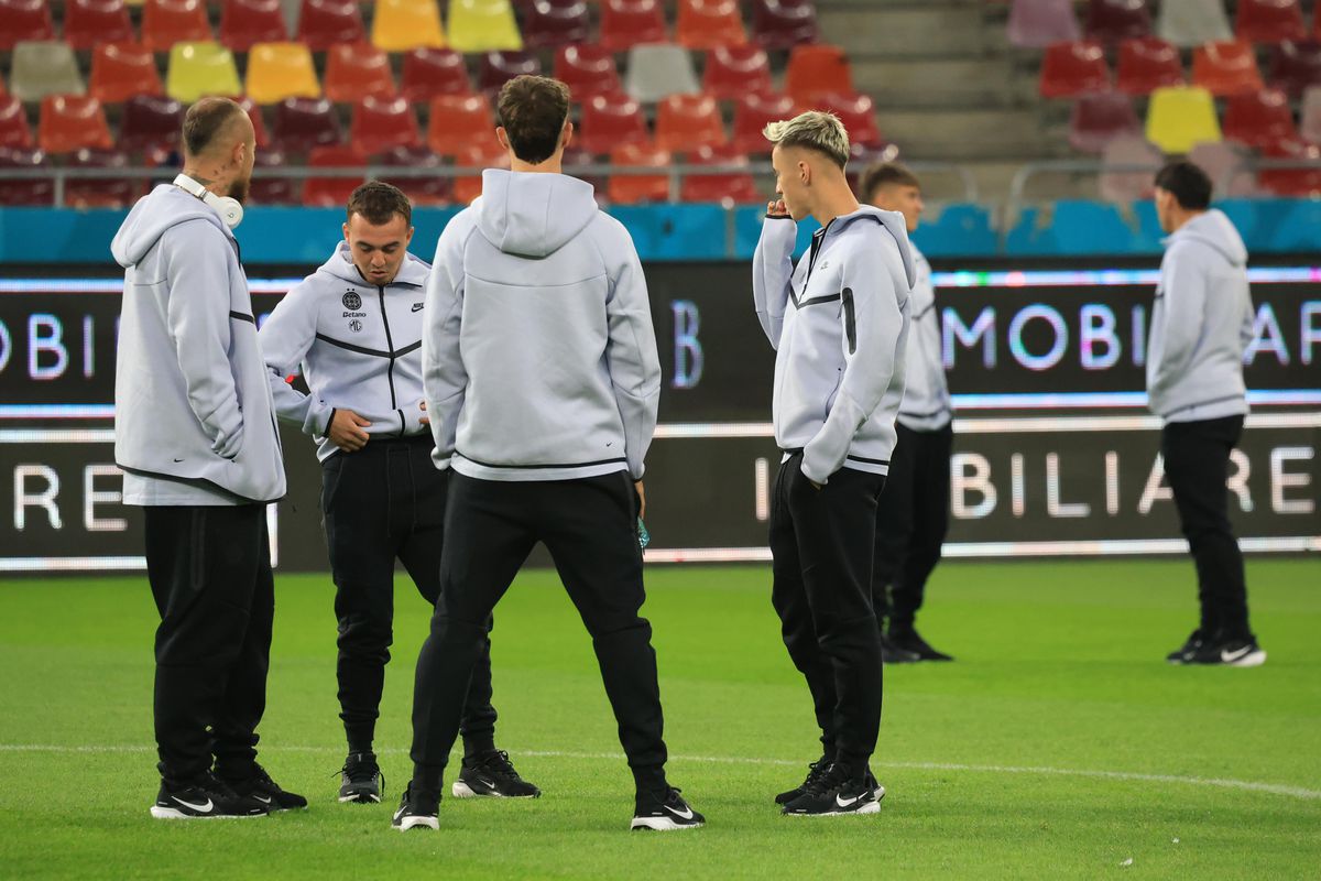 Înainte de FCSB - Craiova (5 octombrie 2025)