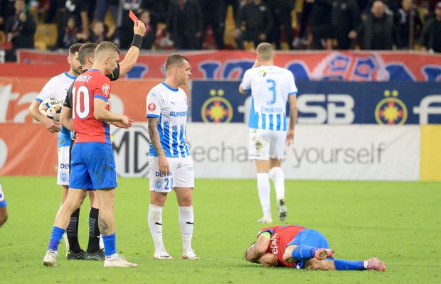 Ce gafă! A văzut „ROȘU” în FCSB - Craiova după un gest imprudent