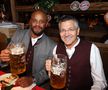 Jucătorii și staff-ul lui Bayern au sărbătorit începutul perfect de sezon la Oktoberfest // FOTO: Getty Images