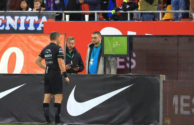 Istvan Kovacs a întors penalty-ul la VAR » Moment controversat în startul derby-ului FCSB - Craiova