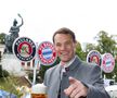 Jucătorii și staff-ul lui Bayern au sărbătorit începutul perfect de sezon la Oktoberfest // FOTO: Getty Images