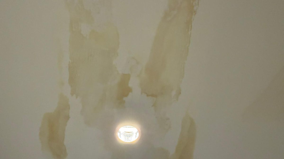 Urmările ploilor masive pe Arena Națională » Imagini incredibile pe cel mai scump stadion din România, la FCSB - Craiova