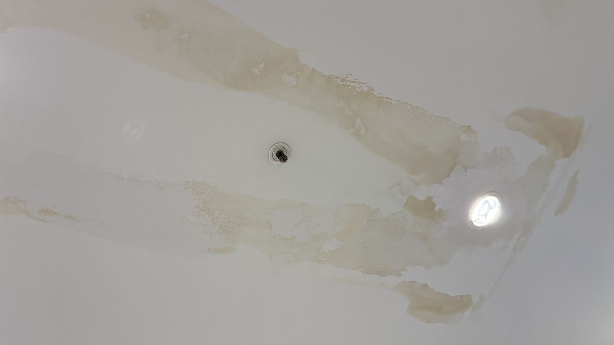 Urmările ploilor masive pe Arena Națională » Imagini incredibile pe cel mai scump stadion din România, la FCSB - Craiova