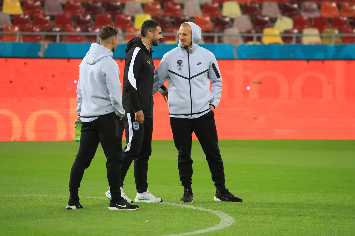 Înainte de FCSB - Craiova (5 octombrie 2025)