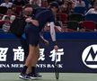 Jannik Sinner, răpus de crampe în Masters-ul 1000 de la Shanghai! Italianul a abandonat în turul 3, în setul decisiv