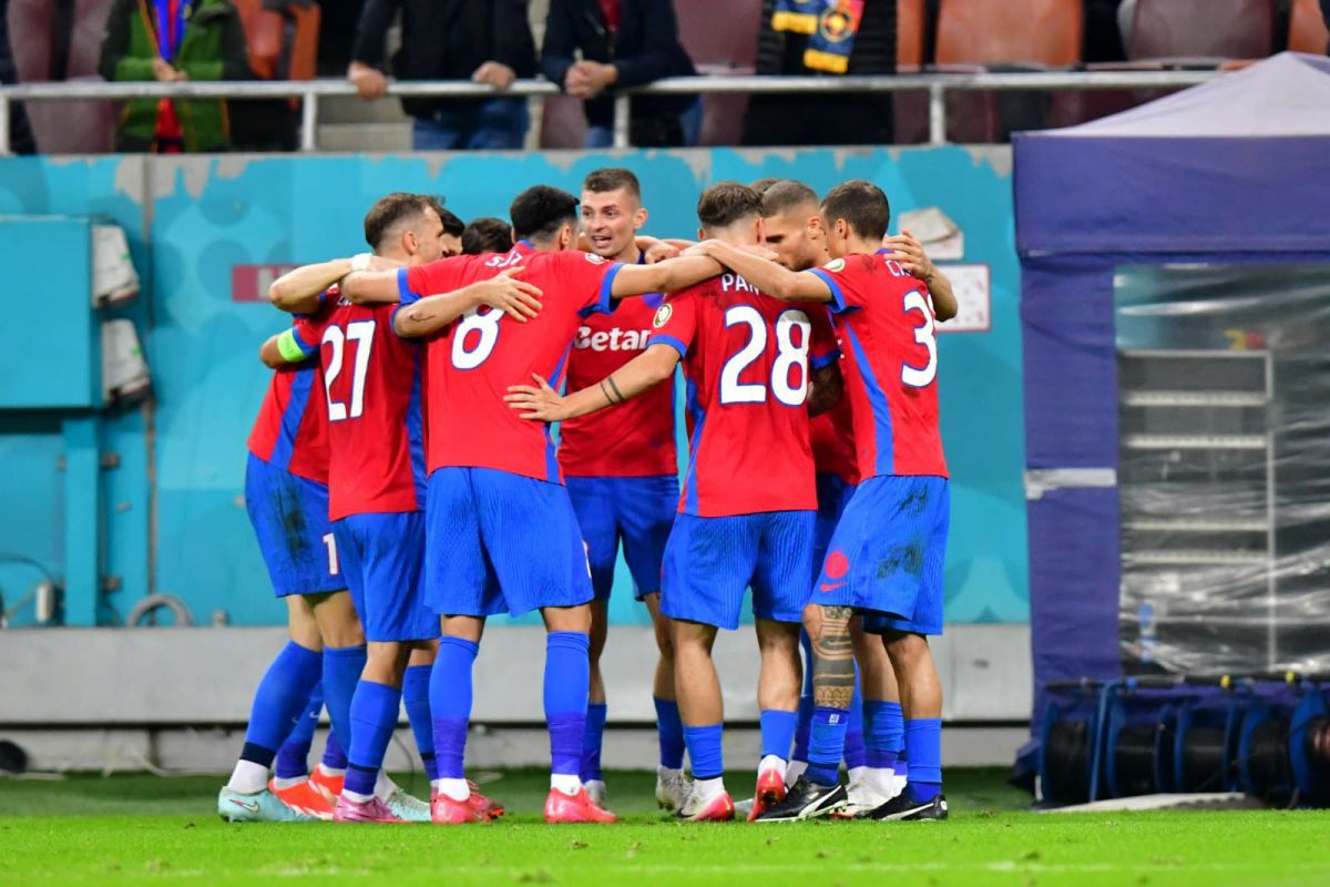 FCSB țâșnește spre play-off, Craiova pică de pe primul loc » Derby HAOTIC, condus de la monitorul VAR! Clasamentul ACUM