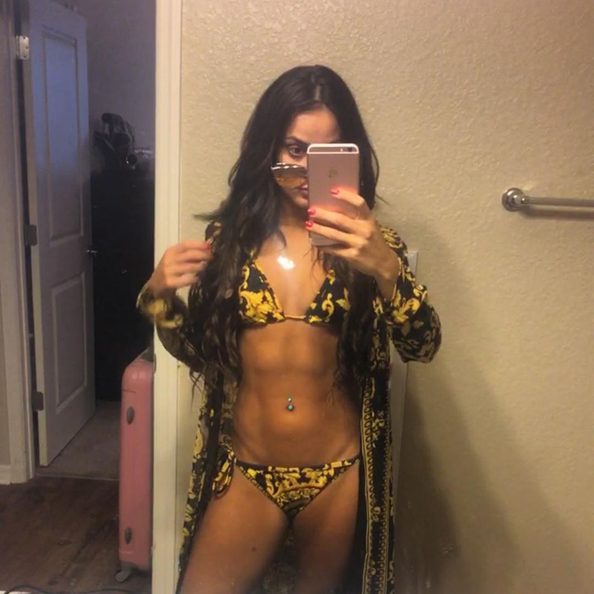 FOTO Apetisantă! Noua senzație din WWE vine din Irak și arată SUPER HOT