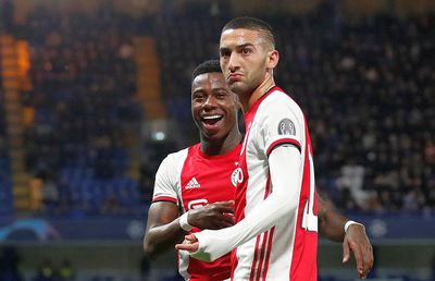 CHELSEA - AJAX // VIDEO Golul serii în Champions League a fost un autogol » Hakim Ziyech, „deposedat” de o reușită superbă contra lui Chelsea