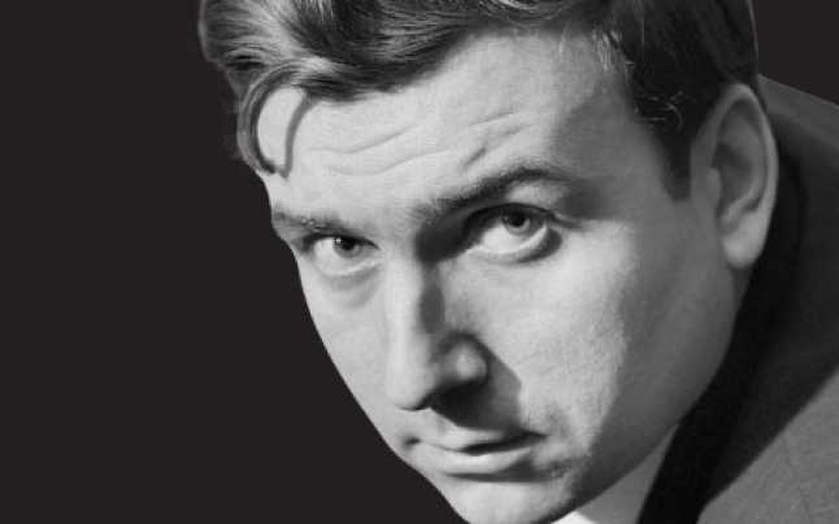 FOTO Cu ce tricouri au intrat azi pe teren jucătorii lui FC U Craiova, la primul meci după ce Mititelu a ajuns după gratii