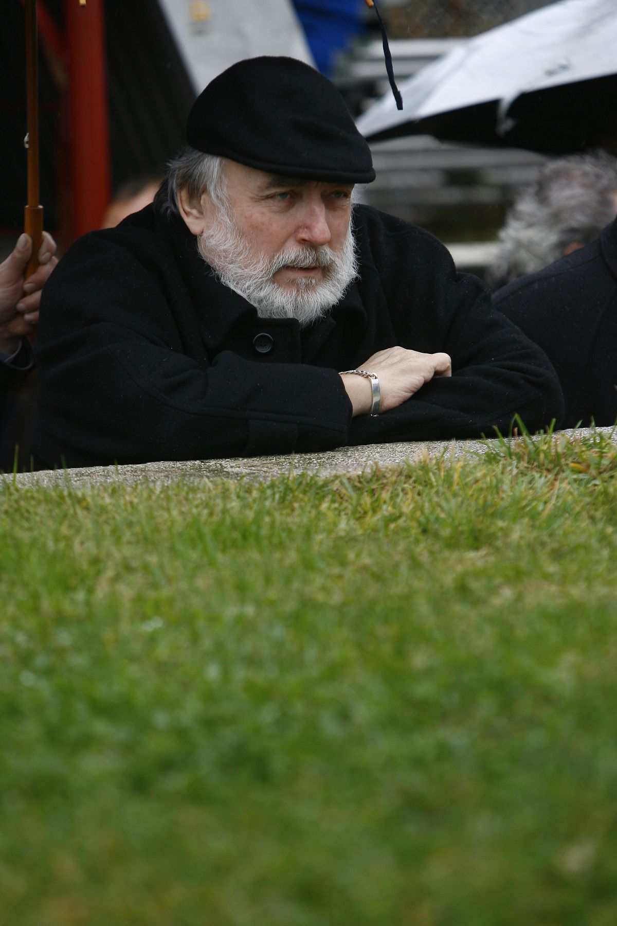 RETRO GSP. 10 ani de la moartea controversatului Adrian Păunescu. 3 poezii remarcabile despre Rapid, Craiova și Dobrin