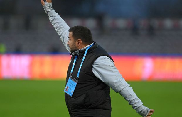 Croitoru și-a băgat jucătorii în ședință, după 0-5 cu Sepsi: „Unii nu vor mai face parte din lot” + Straton a izbucnit în plâns