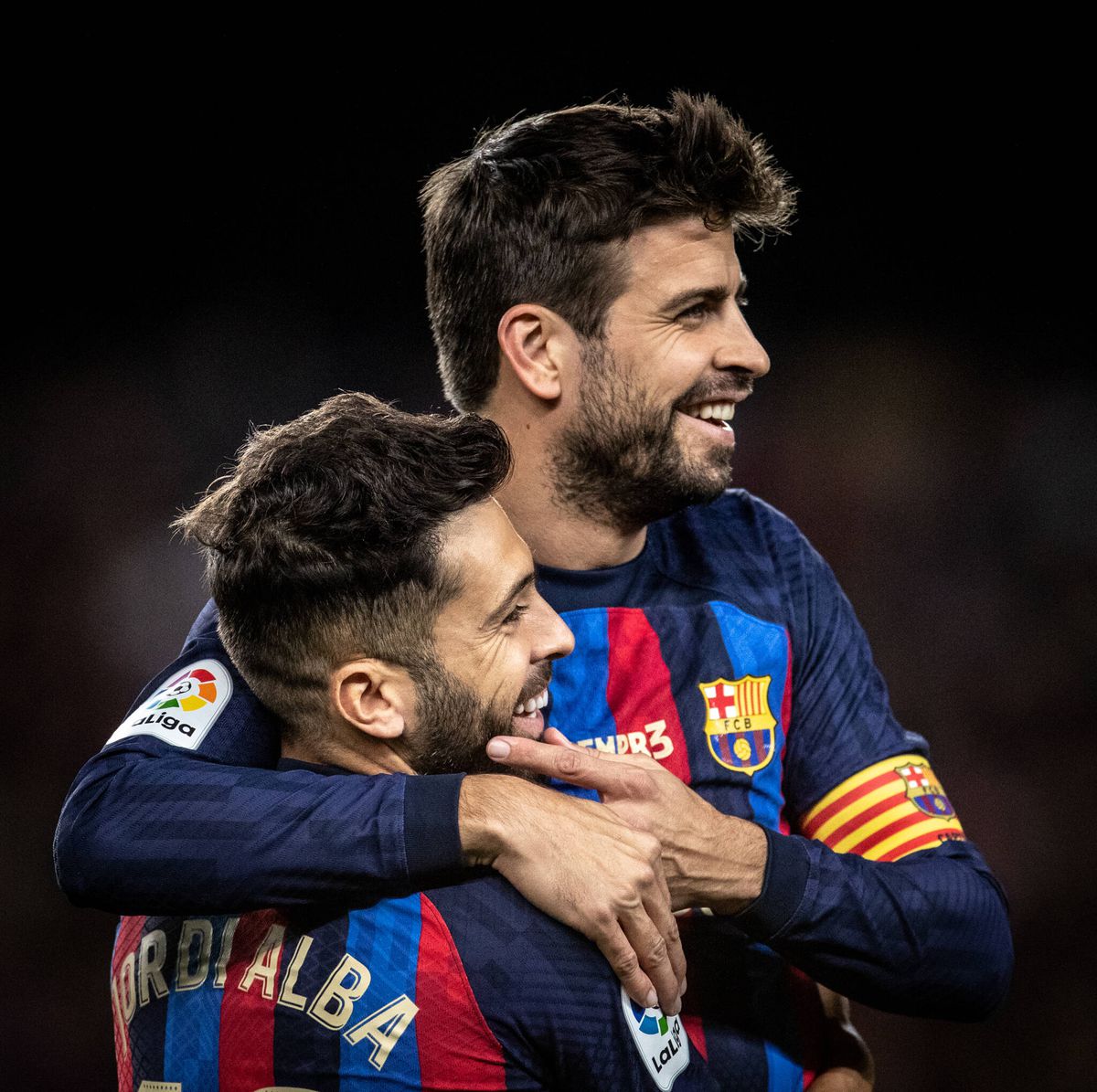 Pique a jucat ultimul meci din carieră » Barcelona - Almeria a trecut în plan secund