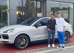 Garajul lui Gerard Pique: 6 bolizi de lux care depășesc 1 milion de euro!