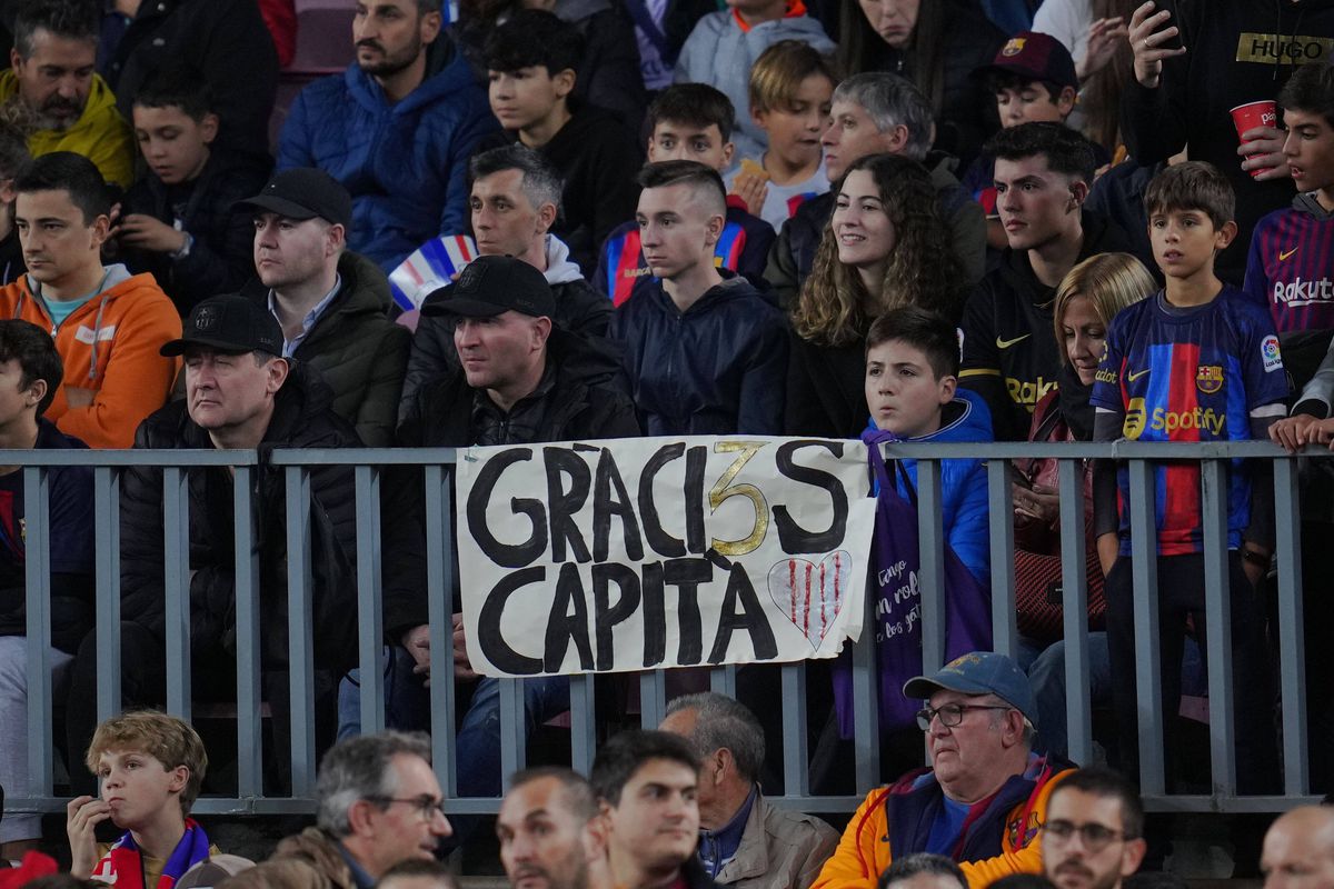 Pique a jucat ultimul meci din carieră » Barcelona - Almeria a trecut în plan secund