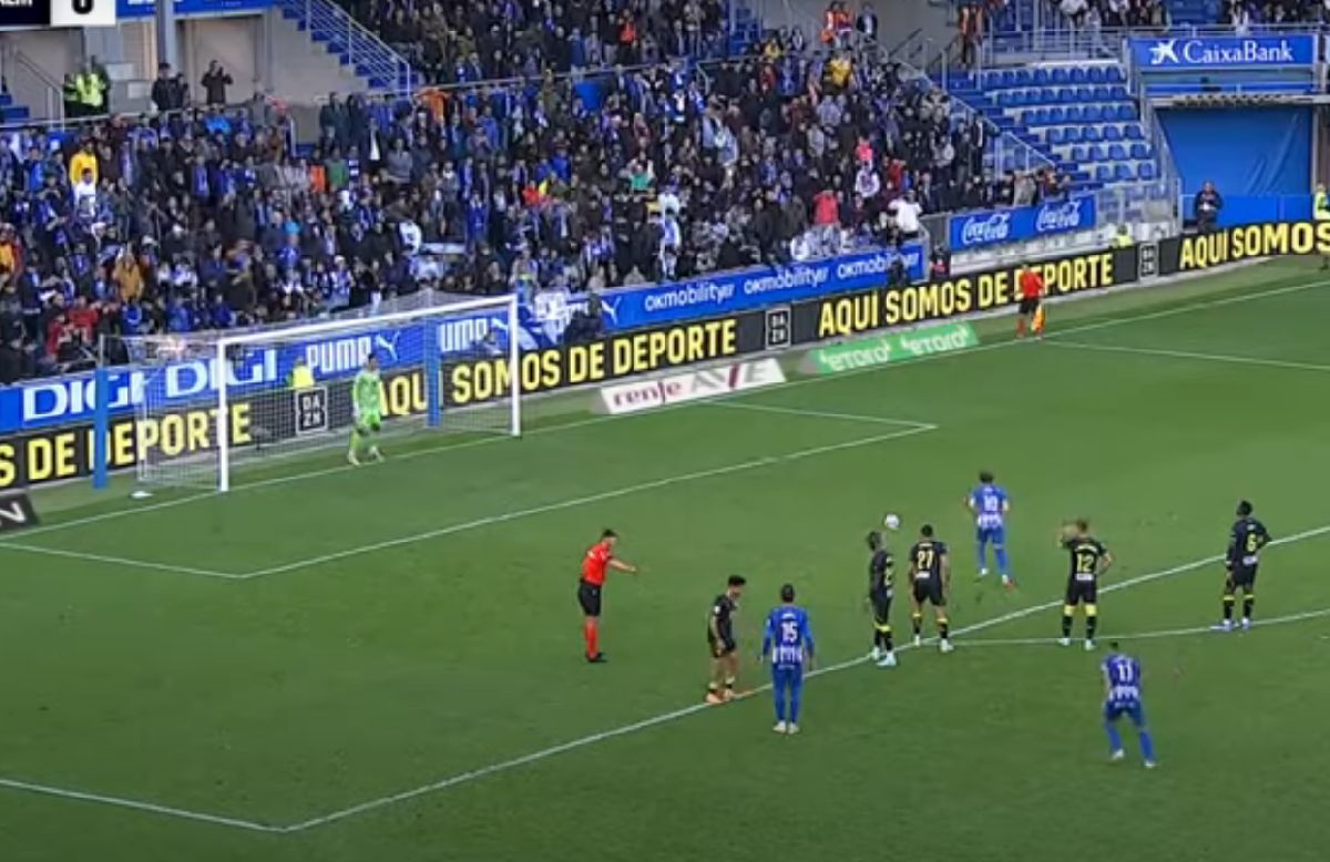 Ianis Hagi, penalty ratat în Alaves - Almeria