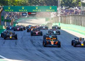 Marele Premiu al Braziliei » Verstappen conduce pe Interlagos. Sainz „zboară” pe lângă piloții Mercedes