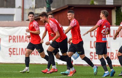 Gloria Buzău câștigă ultimul meci al etapei 12 din Liga 2 și urcă pe loc de play-off