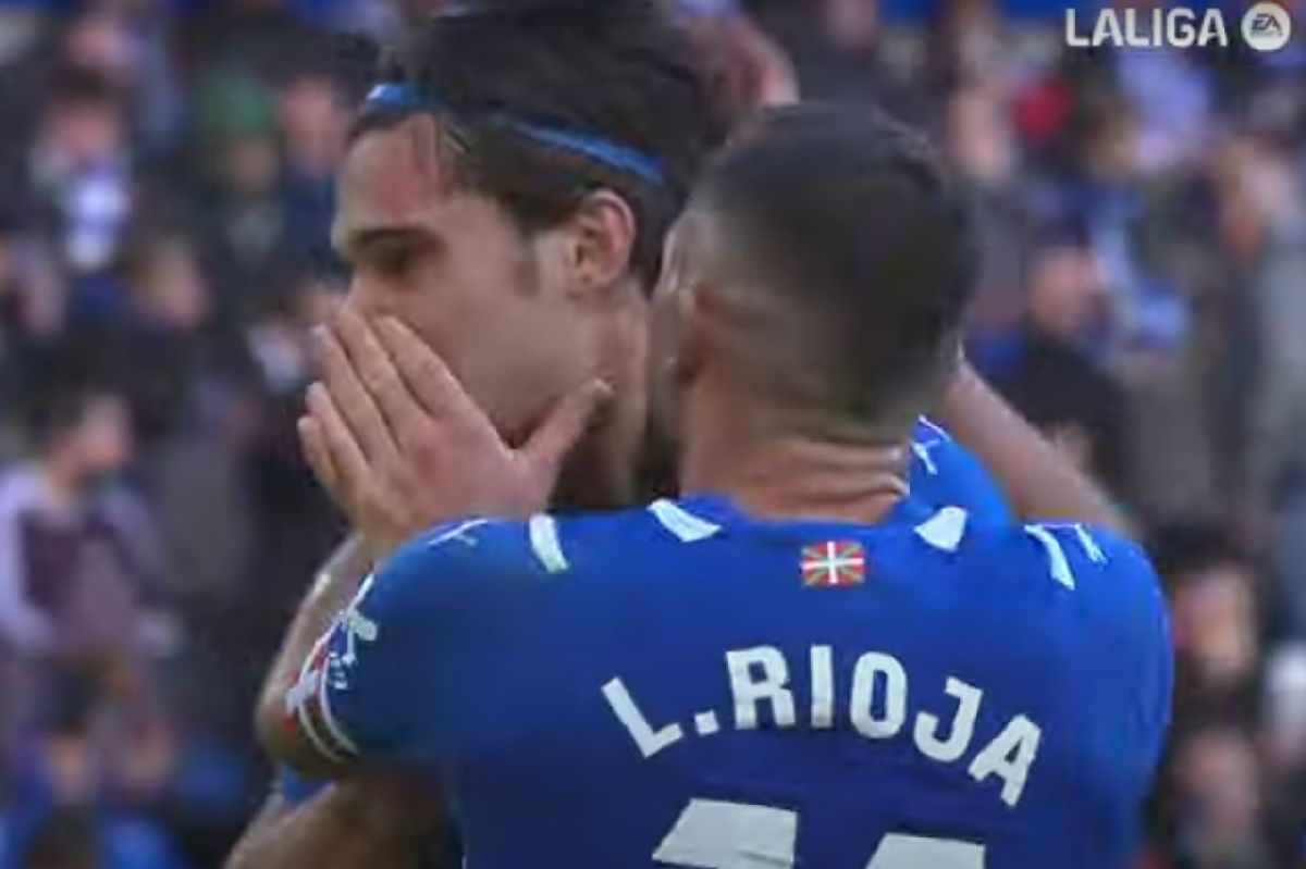 Ianis Hagi, penalty ratat în Alaves - Almeria