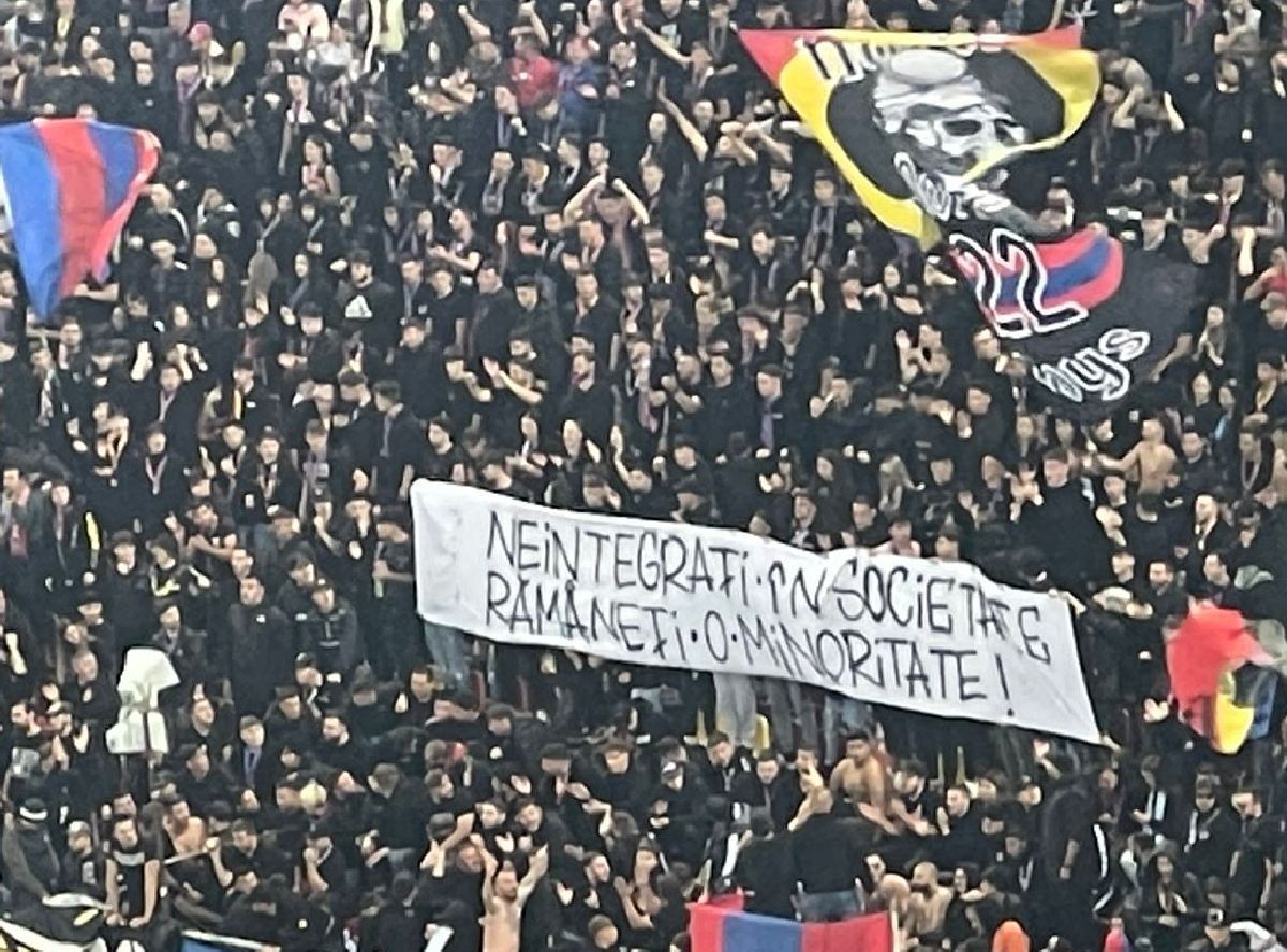 Scenografia ultrașilor FCSB la derby-ul cu Rapid: „When matchday comes”