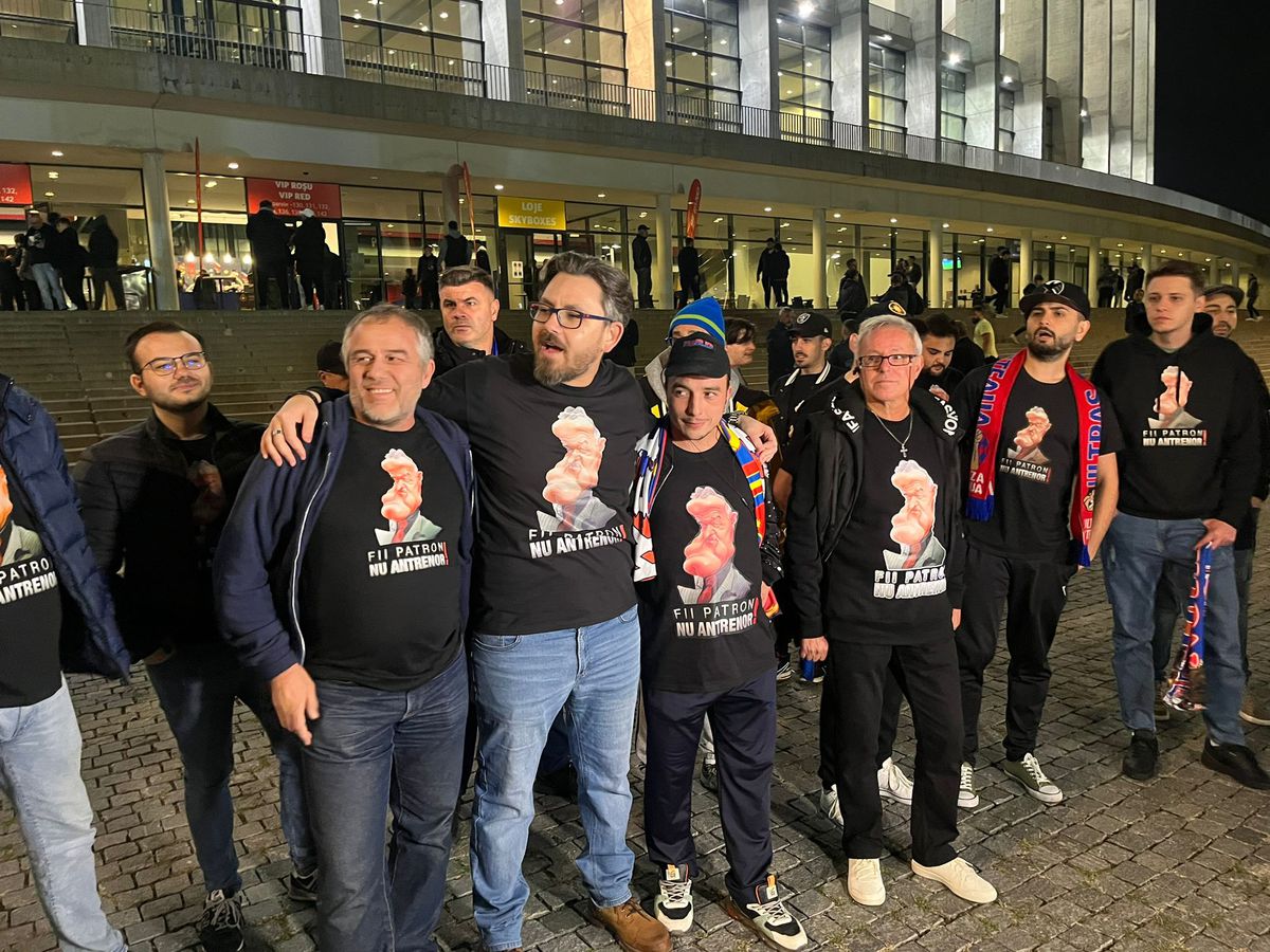 Protest împotriva lui Gigi Becali la FCSB - Rapid
