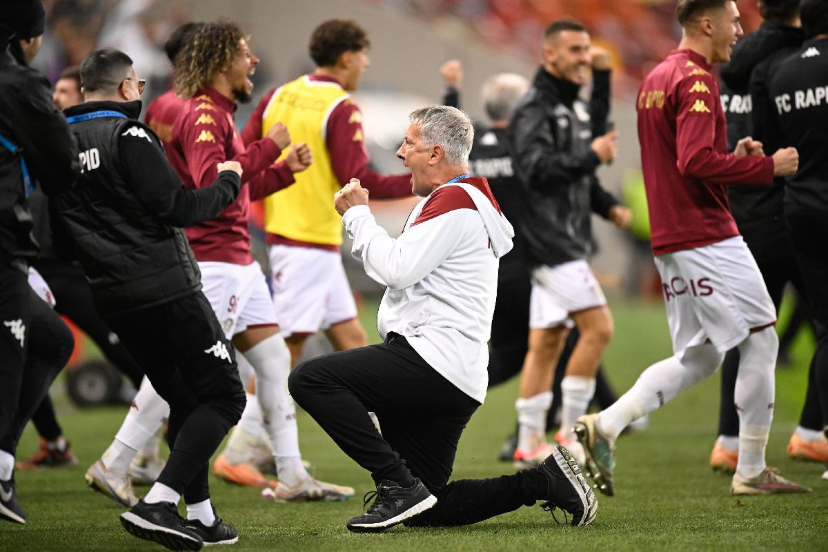 Le-au întors spatele! » Scenele surprinse pe Arena Națională, imediat după înfrângerea FCSB-ului cu Rapid