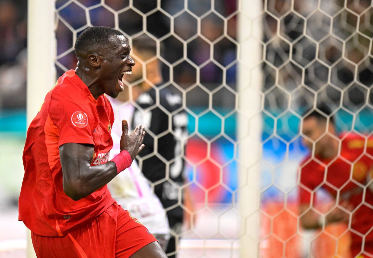 Pe cine pariază legenda lui Dinamo în lupta la titlu: „Au totul, înțelegi? Totul!”