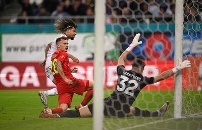 Papeau, cursă de excepție în derby-ul cu FCSB! S-a distrat cu 3 adversari și a tras imparabil