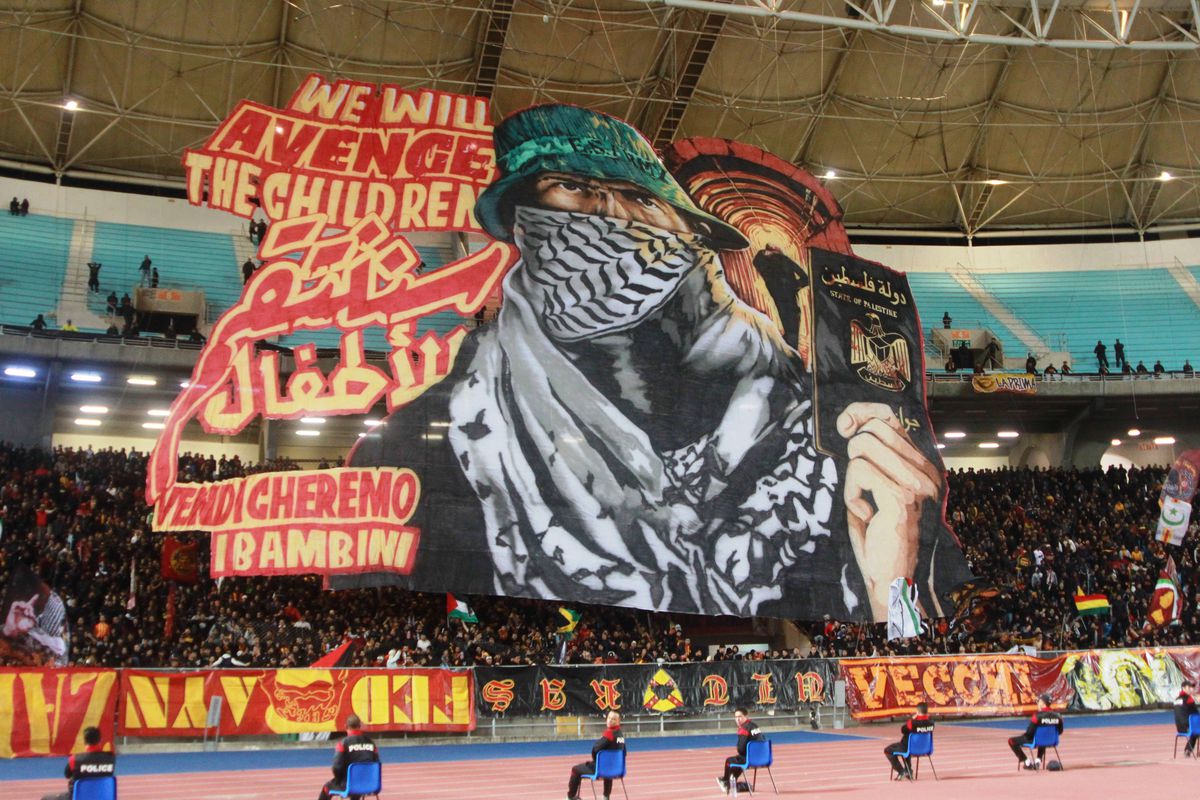 Laurențiu Reghecampf a semnat cu noua echipă! Tehnicianul român schimbă din nou continentul