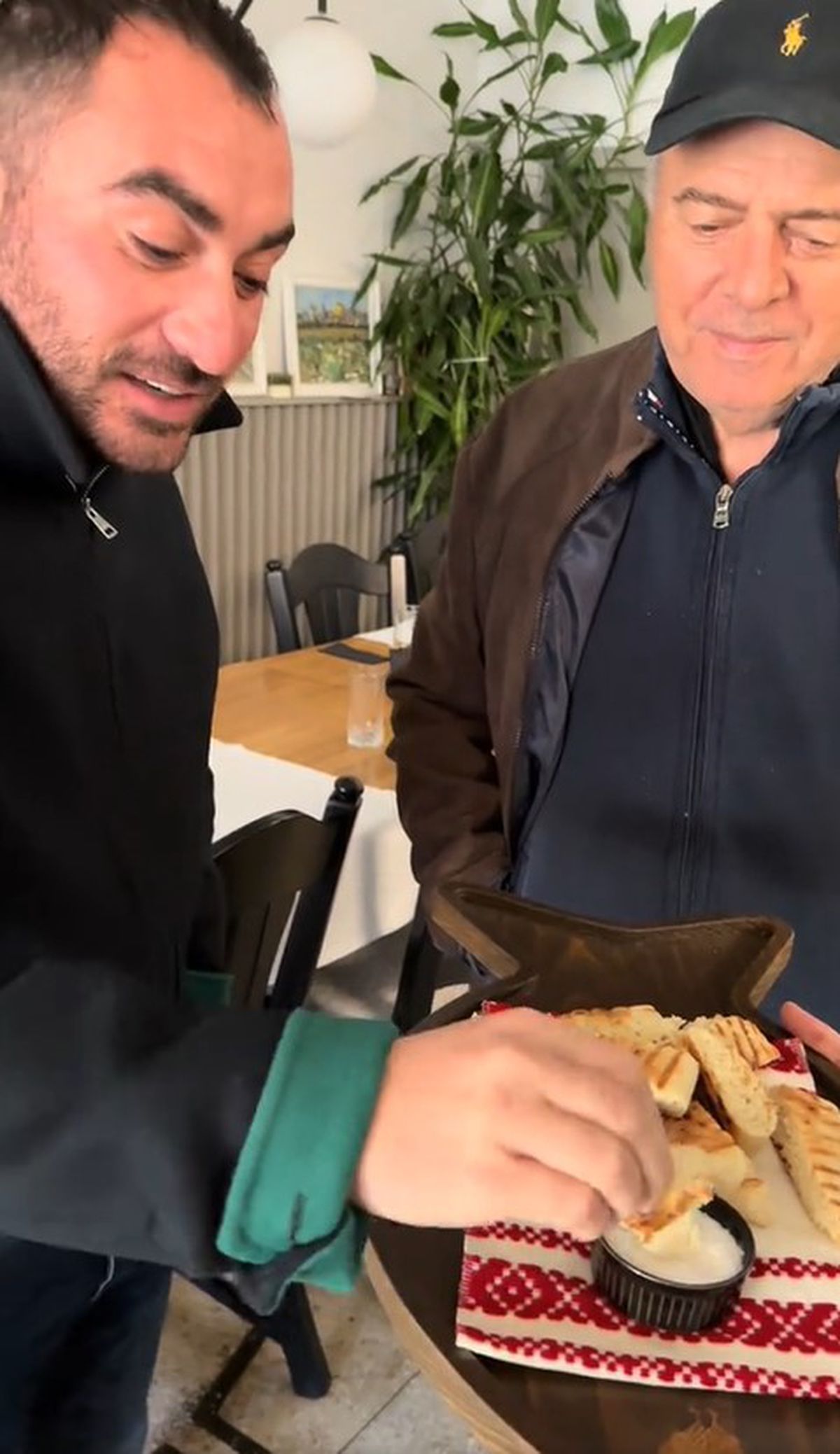 Cum arată acum Gheorghe Ștefan, după 4 condamnări definitive: „Am stat la un șpriț. E șmecher omul, slăbuț, în geacă cu puf de pinguin”