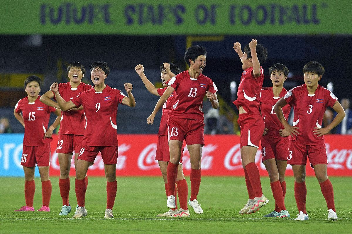 Coreea de Nord, campioană mondială la fotbal feminin la U17 și U20: rezultate, dar și multă propagandă pentru regim