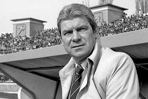 Marele Emeric Ienei a murit » Legendă a Stelei, gentleman al fotbalului