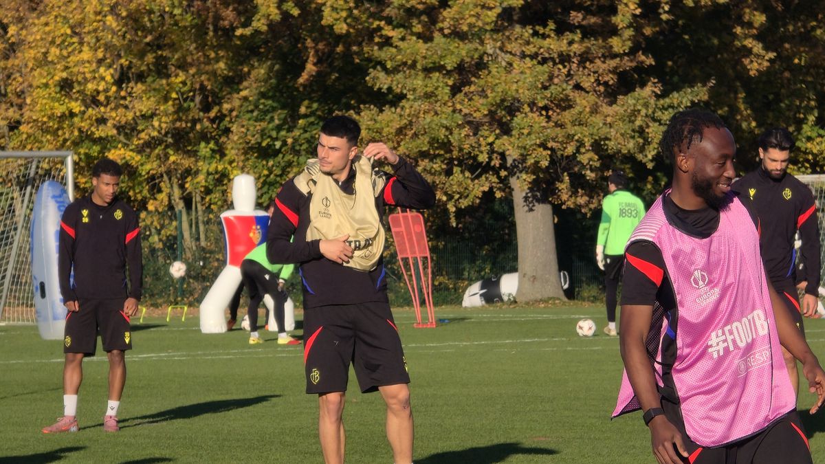 „Ar fi bine să nu subestimăm această echipă” » Antrenorul lui Basel explică ce tactică va aborda cu FCSB + Inside-uri de la elvețieni: vedeta Shaqiri, ca la 20 de ani!