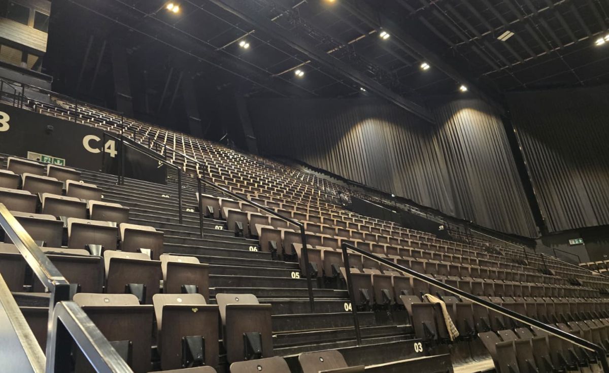 Exact cum ar trebui să fie! Polivalenta din Basel, arena care nu se odihnește niciodată » Turnee finale, concerte și mai nou Eurovision: iată cum arată în interior