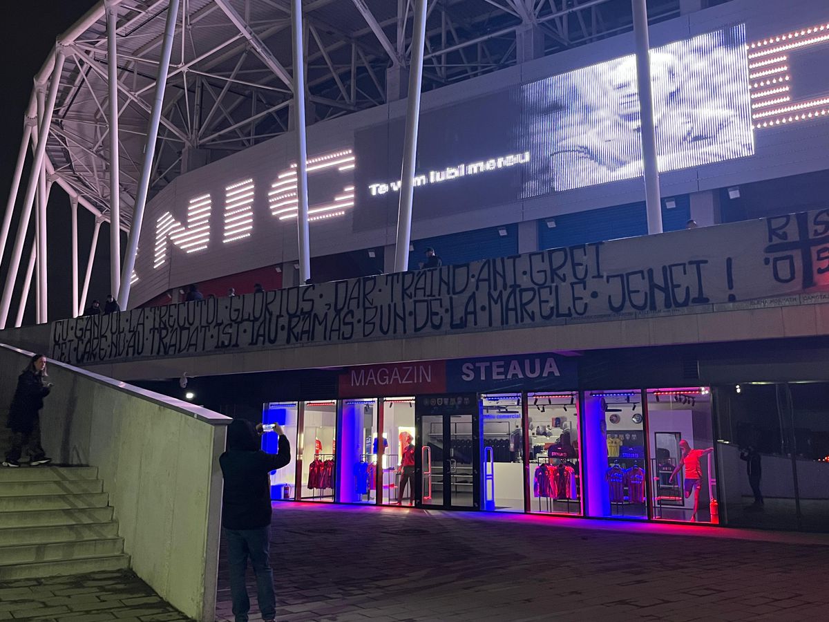 Omagii Emeric Ienei la Stadionul Steaua