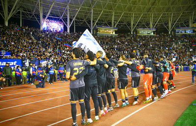 Fără casă de 32 de ani » Cu toate acestea, se luptă cu granzii în Liga Campionilor