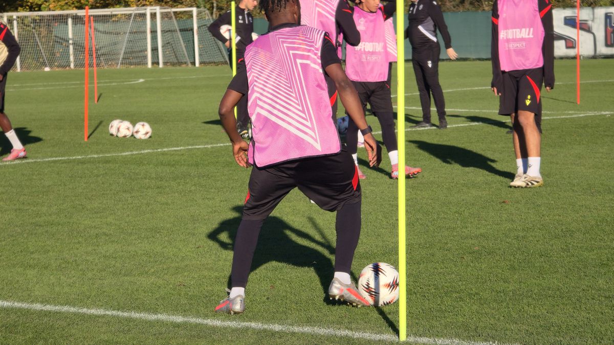 „Ar fi bine să nu subestimăm această echipă” » Antrenorul lui Basel explică ce tactică va aborda cu FCSB + Inside-uri de la elvețieni: vedeta Shaqiri, ca la 20 de ani!