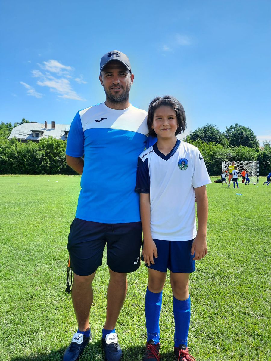 Taifunul Sonia » Are doar 12 ani, dar joacă la U19! Jucătoarea-fenomen pe care o are Rapid în curte: „Stâng, drept, are TOTUL!”