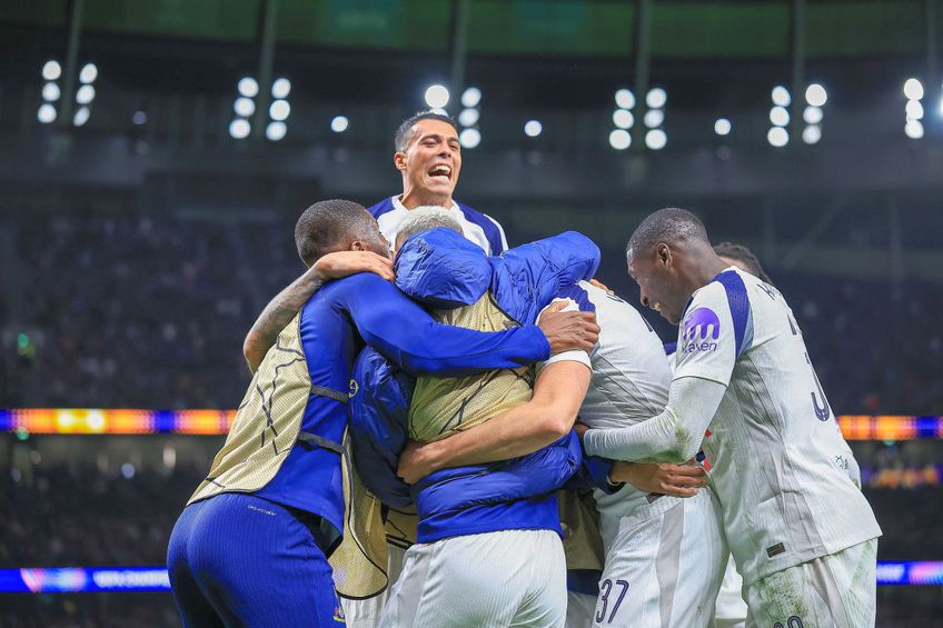 Antrenorul lui Tottenham, Thomas Frank (52 de ani), l-a comparat pe Micky van de Ven (24) cu Lionel Messi (38), după golul incredibil marcat de fundașul olandez în meciul din Liga Campionilor împotriva lui FC Copenhaga, câștigat cu 4-0.