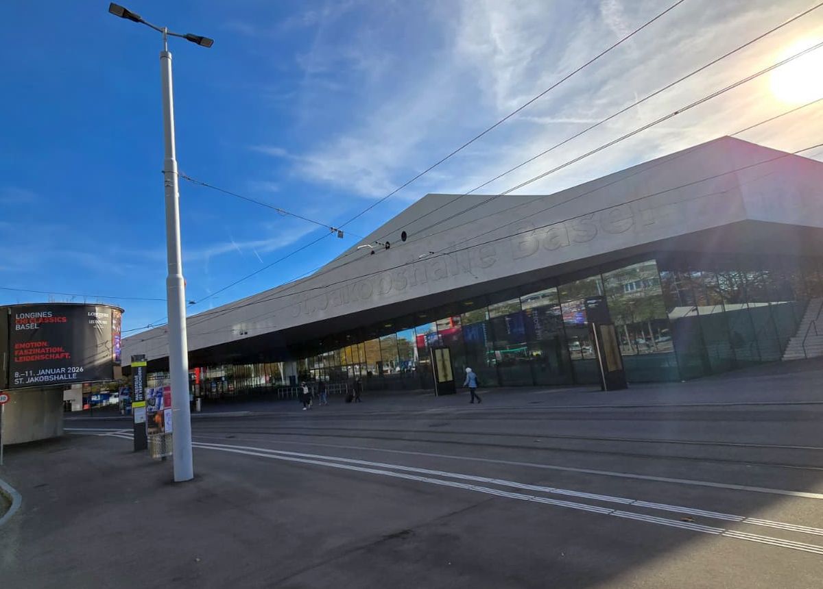 Exact cum ar trebui să fie! Polivalenta din Basel, arena care nu se odihnește niciodată » Turnee finale, concerte și mai nou Eurovision: iată cum arată în interior