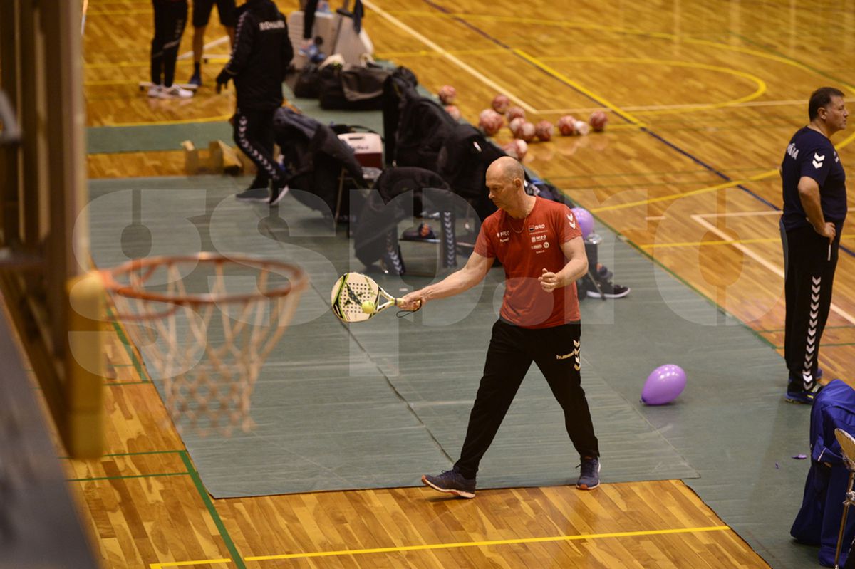 Antrenament  handbal